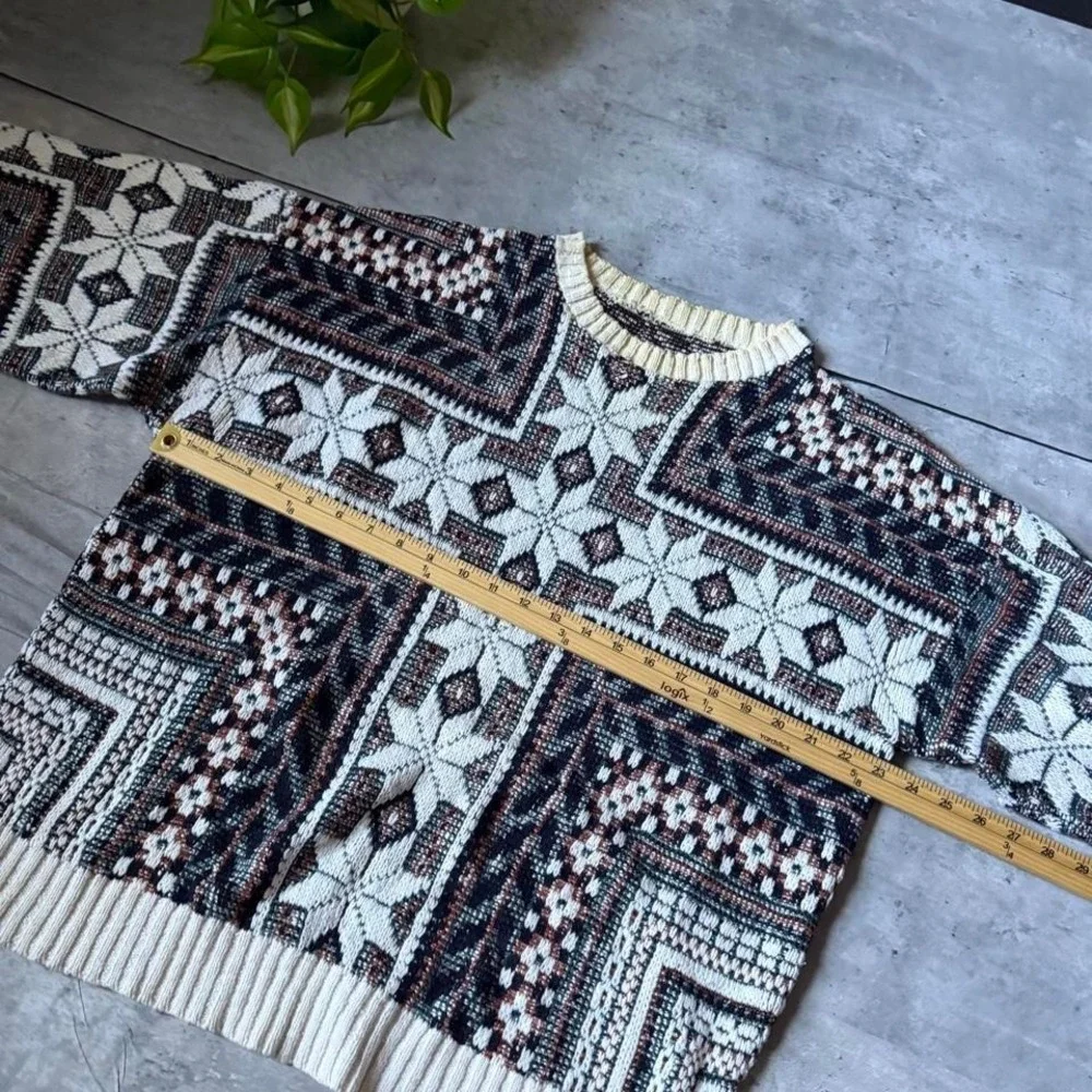 Vintage 90s knit geometric pattern  sweater